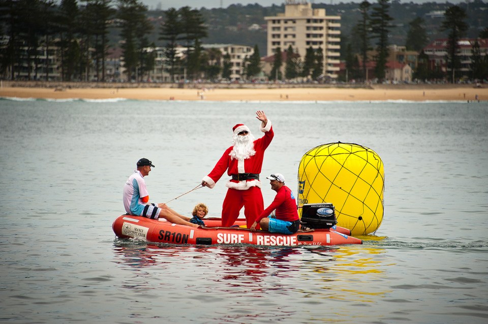 Manly-santa-11